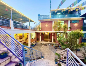 Auriga 3BR Independent Duplex Villa PVT Terrace